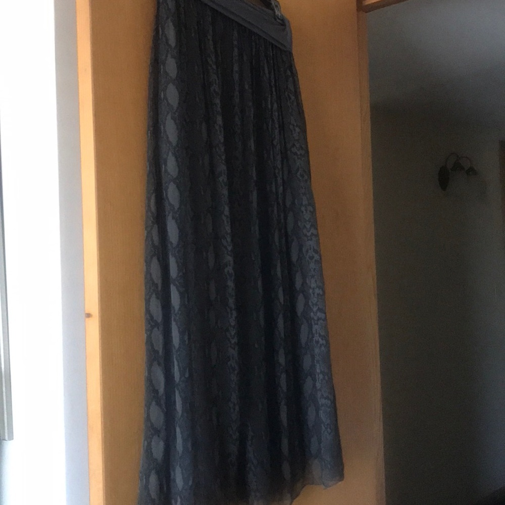 Grey/black skirt